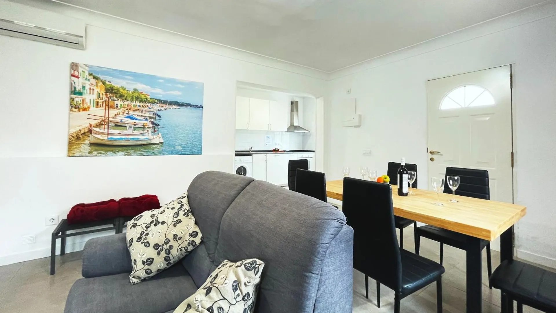 Holiday home Lakeside Plaza - Alcudia Beach Spain
